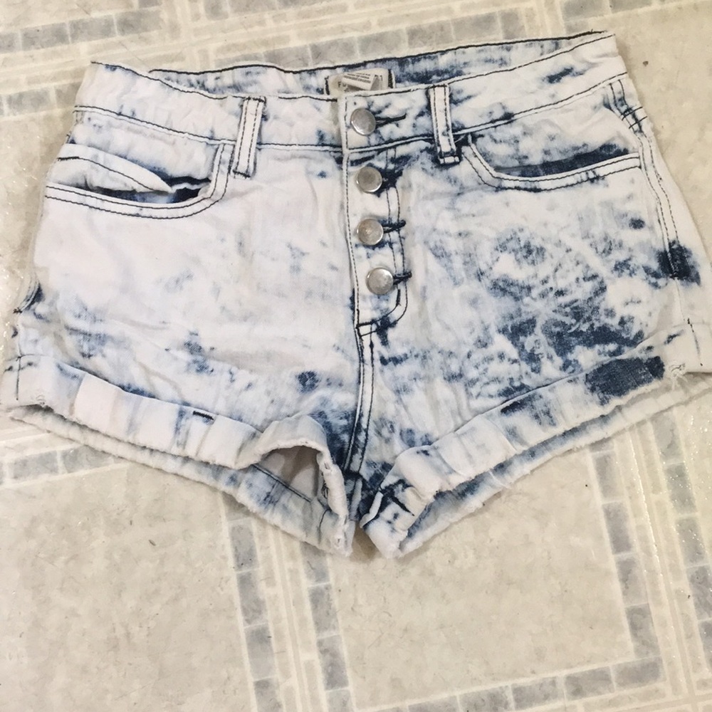 | Forever21 Acid Wash Shorts |